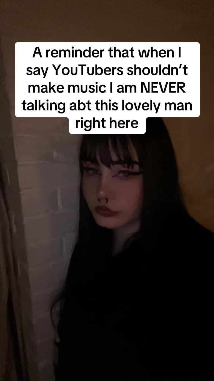 @Gayle🕷️