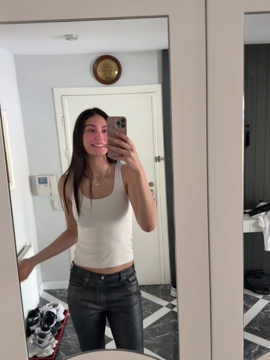 @Defne