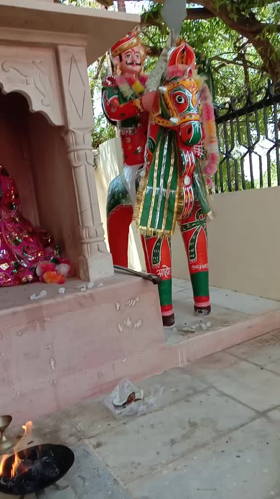 @HAMIR DESAI 😍😍'