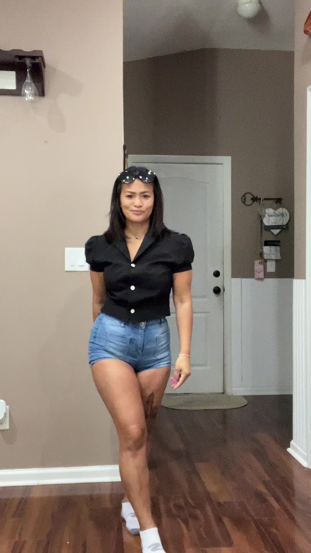 @Maldhita G.