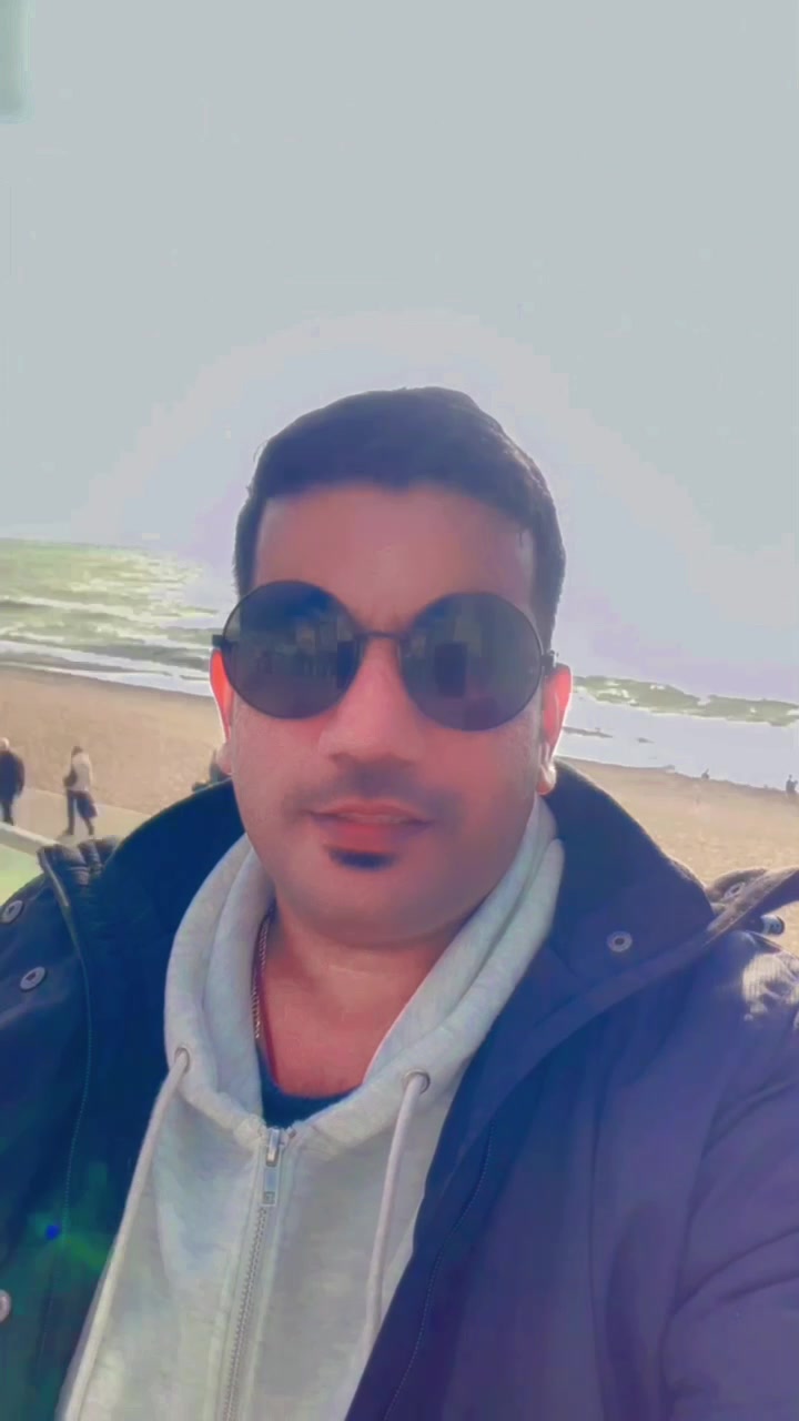@vIsHnU mottu