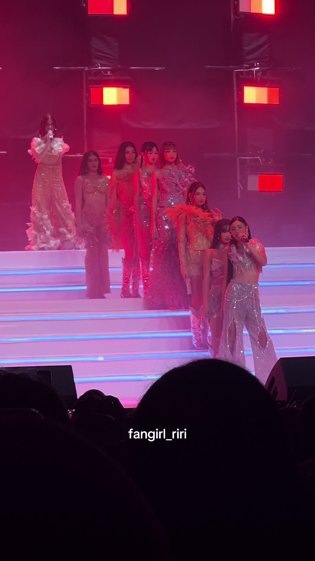 @Fangirl Riri