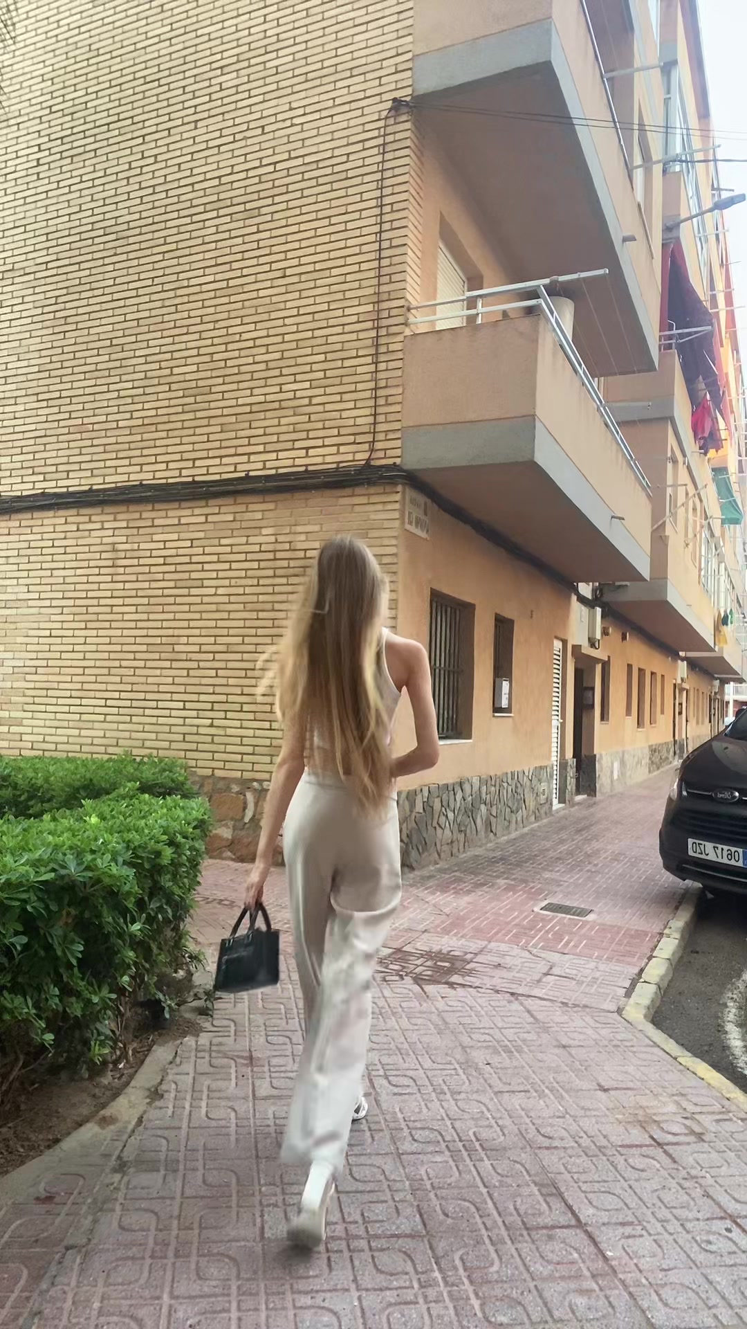 @алин 🪽
