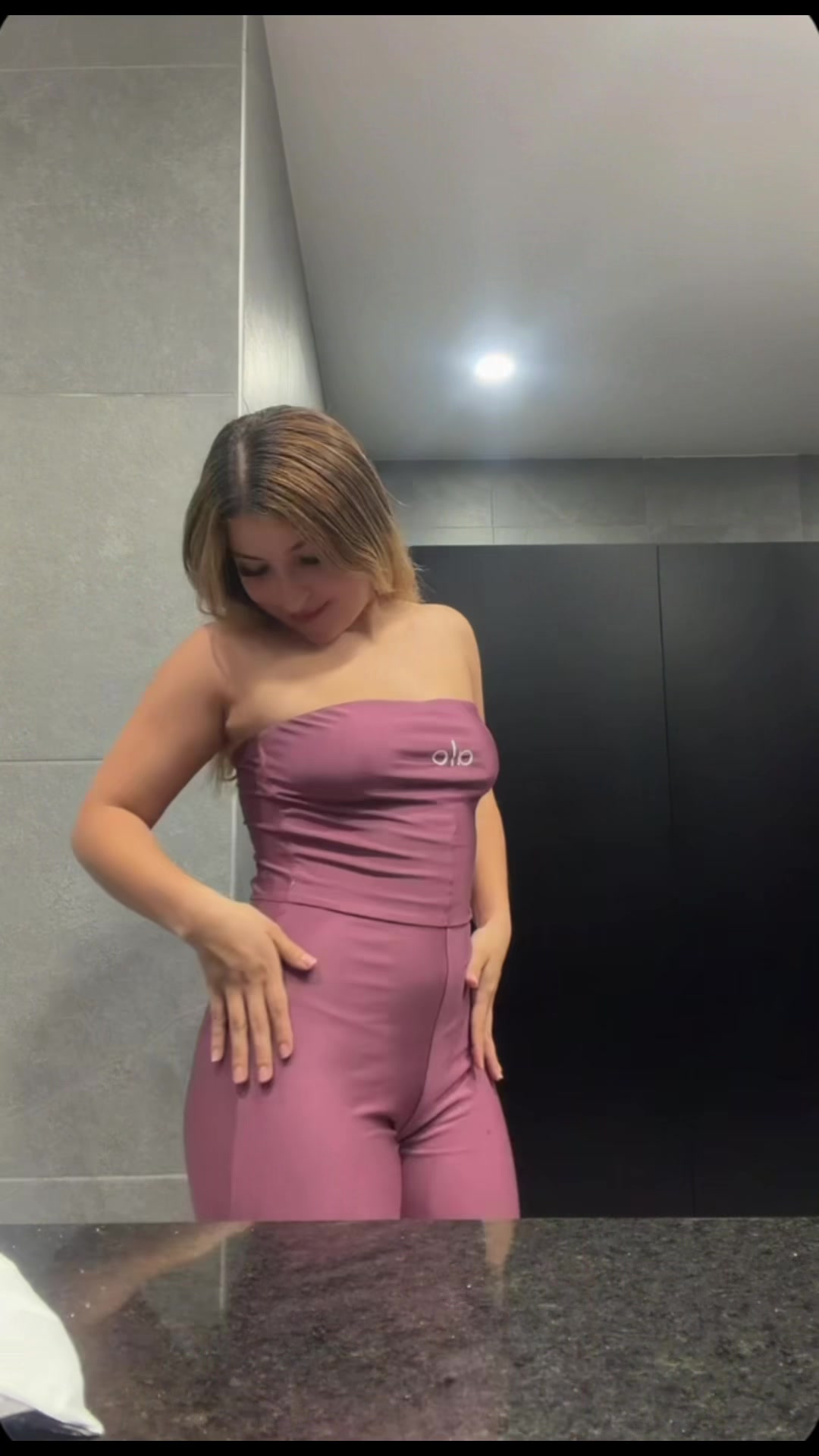 @Angie Cáceres