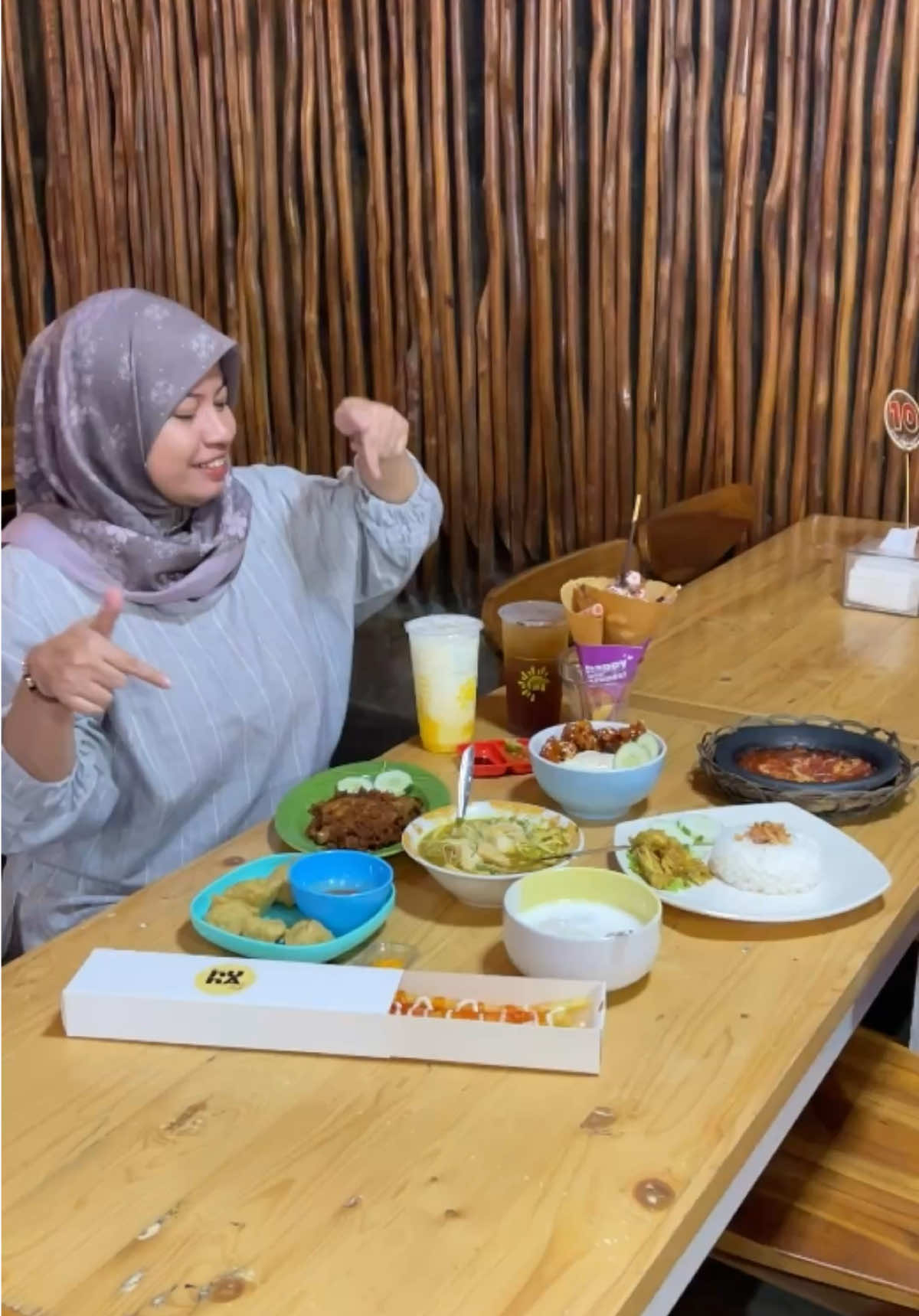 @foodxism