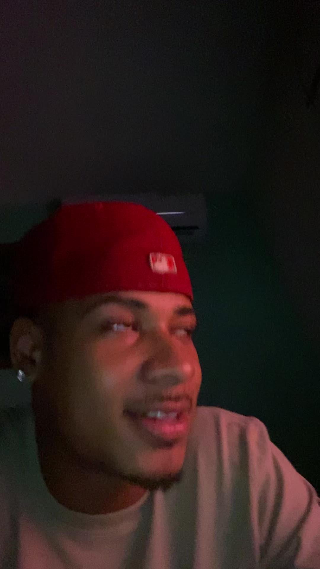 @🫠.