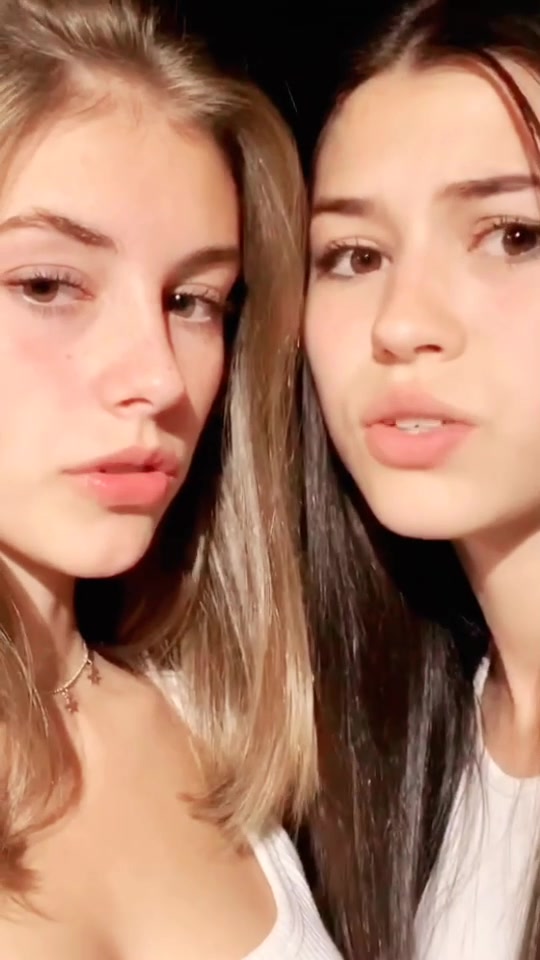 @Ava