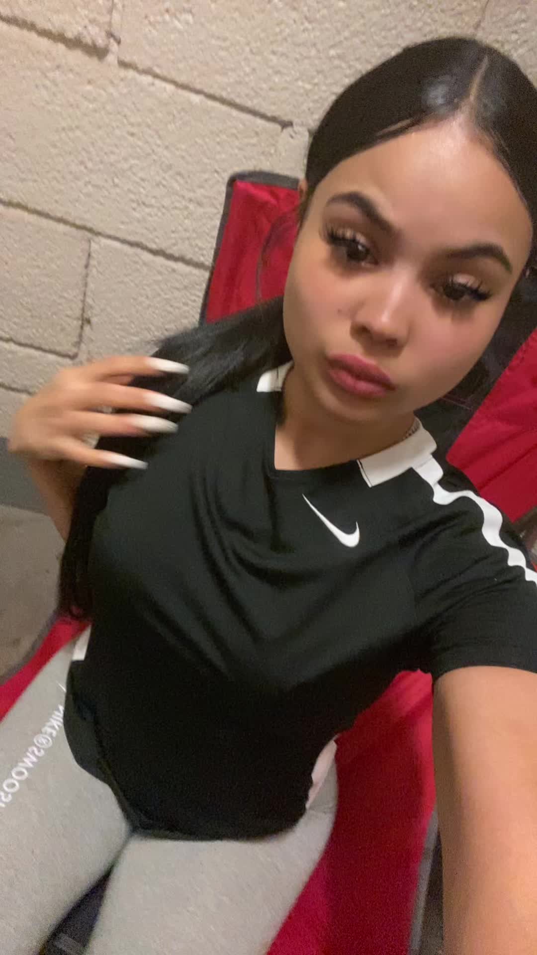 @Angie