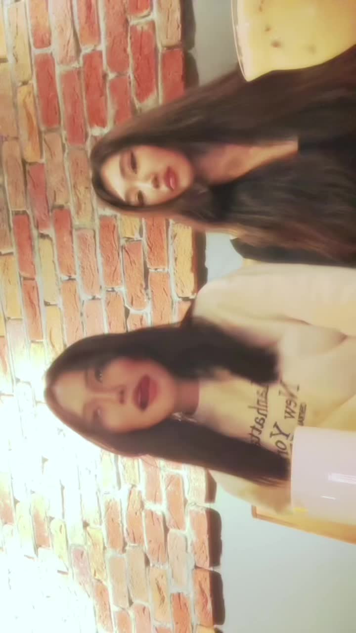 @PonYo&Vjee