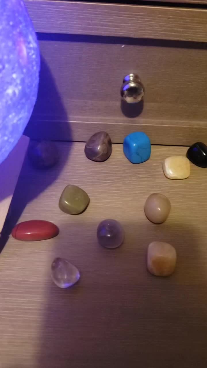 @Butterflymoontarot888