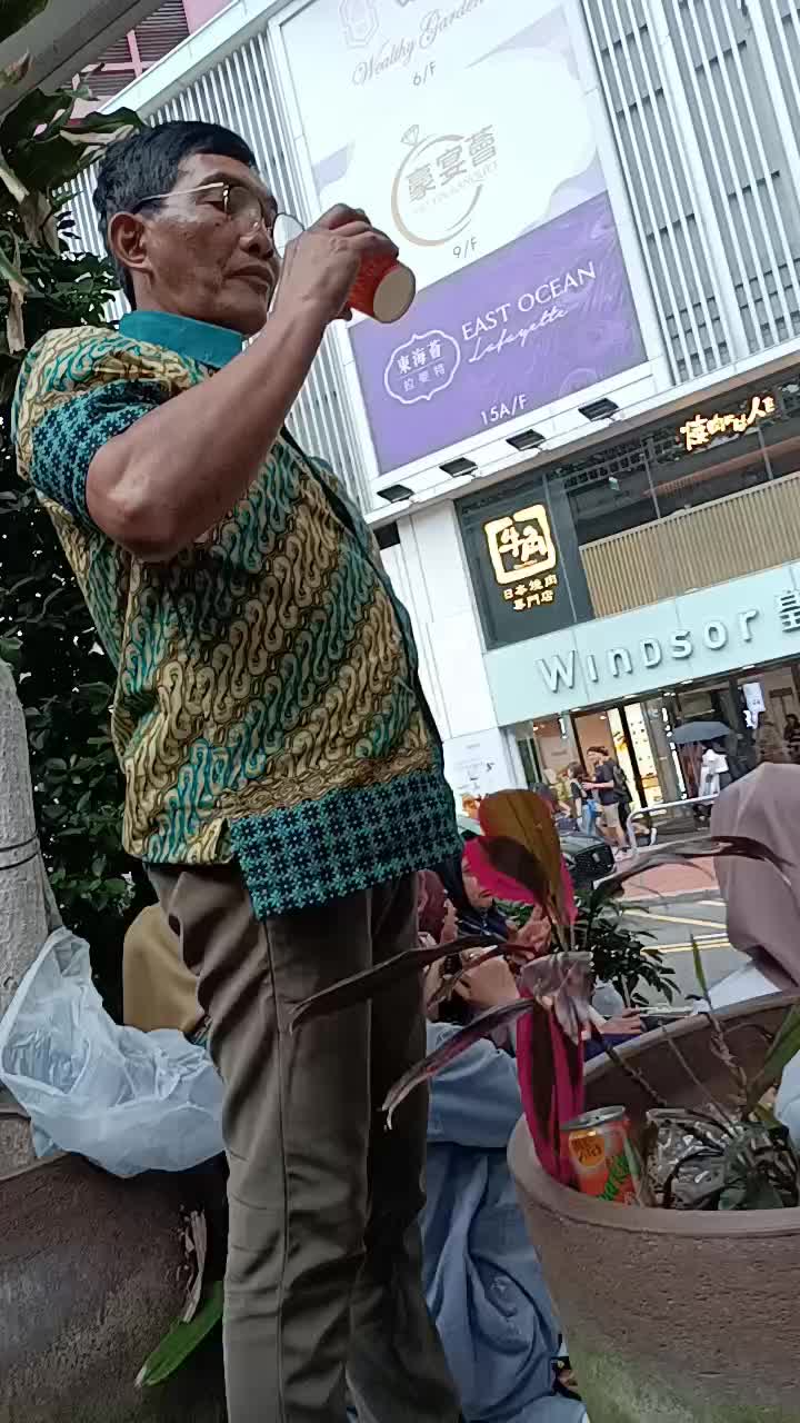 @R4is_saputro