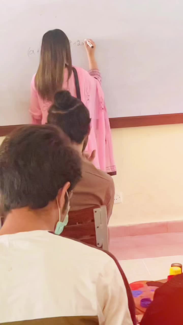 @Laraib Abid Hussain💞