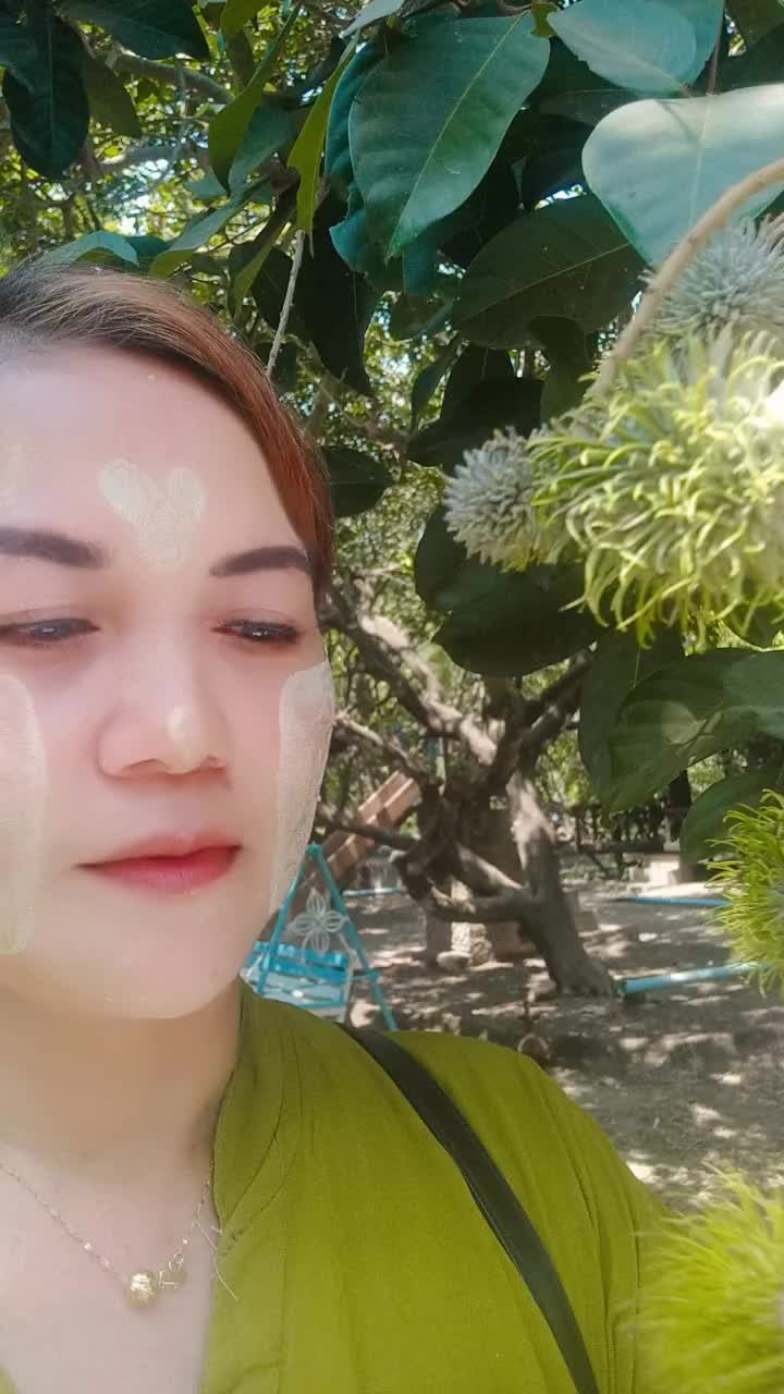 @Mama Moe