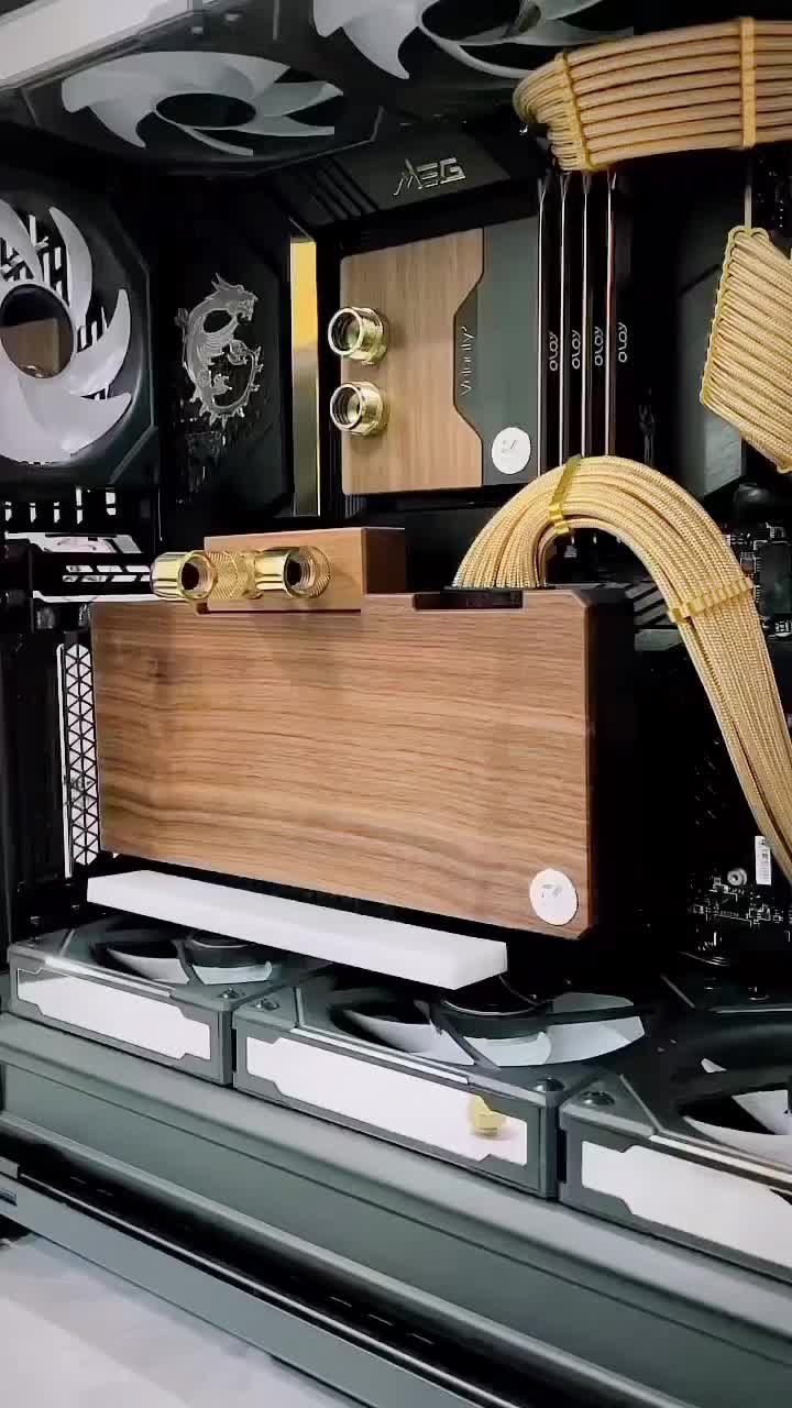 @KUB Custom PC