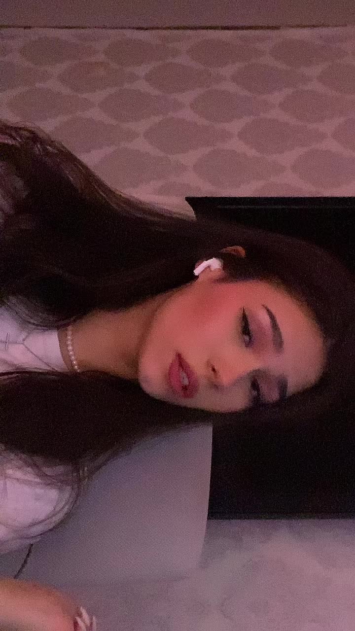 @tazzova