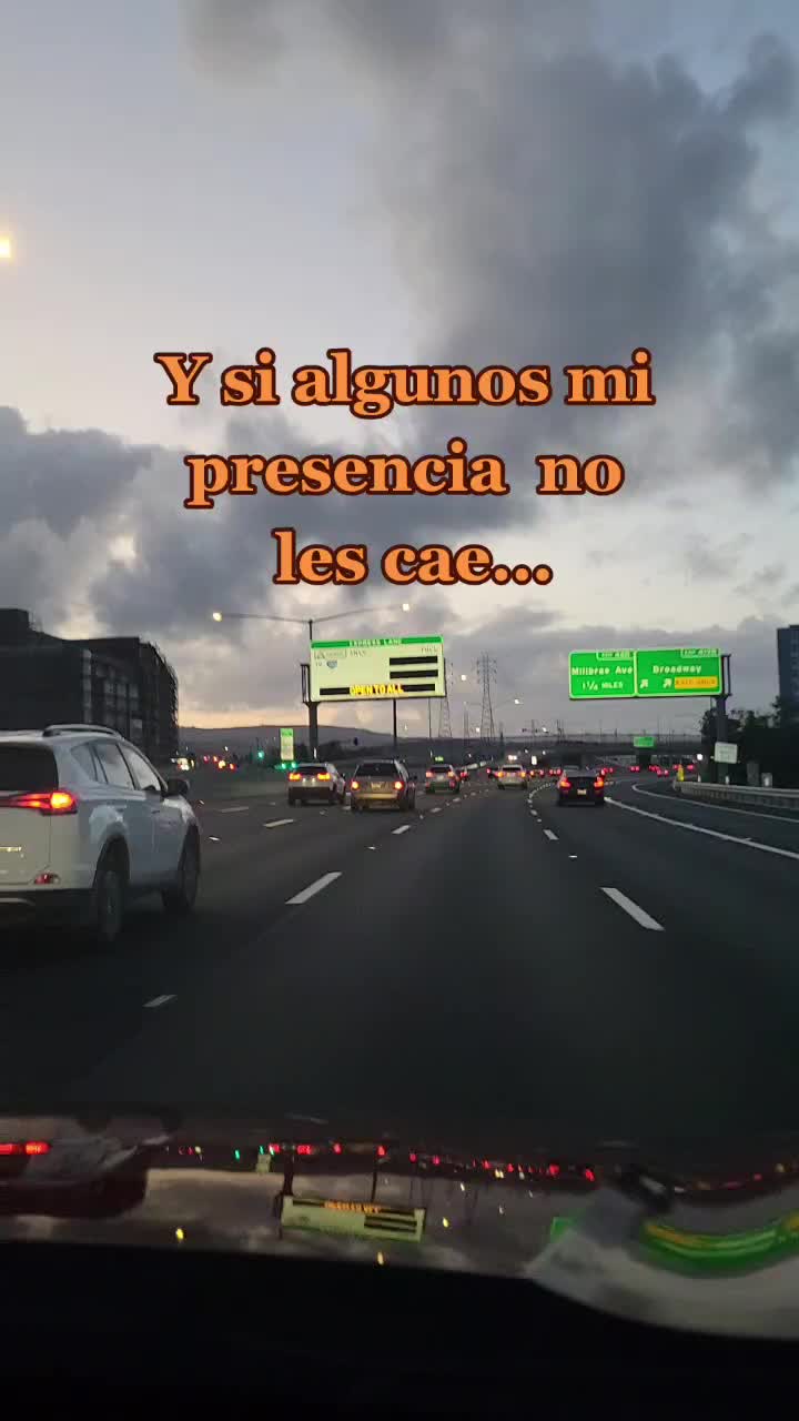 @Jeannemtz
