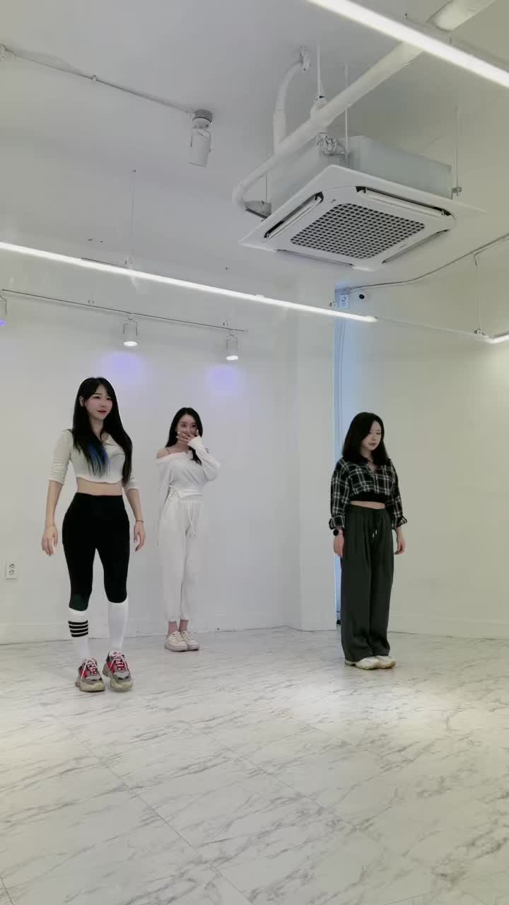 @DJvivi