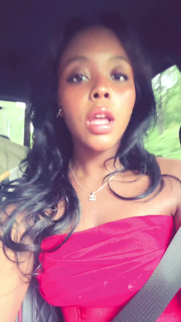 @demi😻