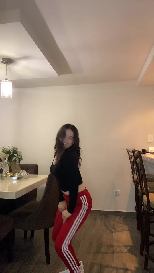 @Adamari Escamilla