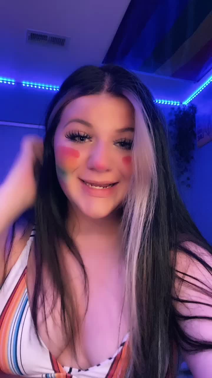 @lesbeanz🏳️&zwj;🌈