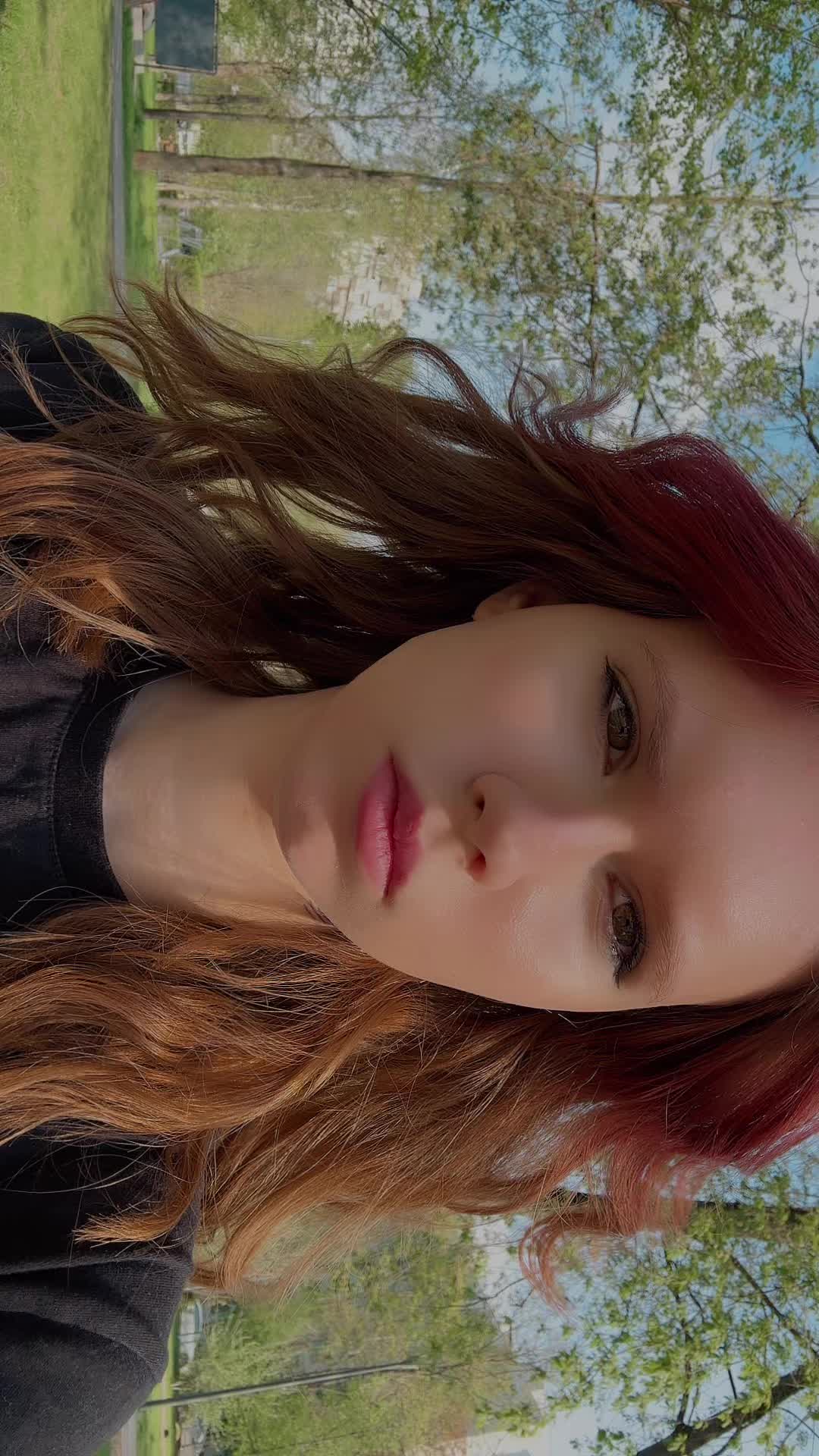 @Мария