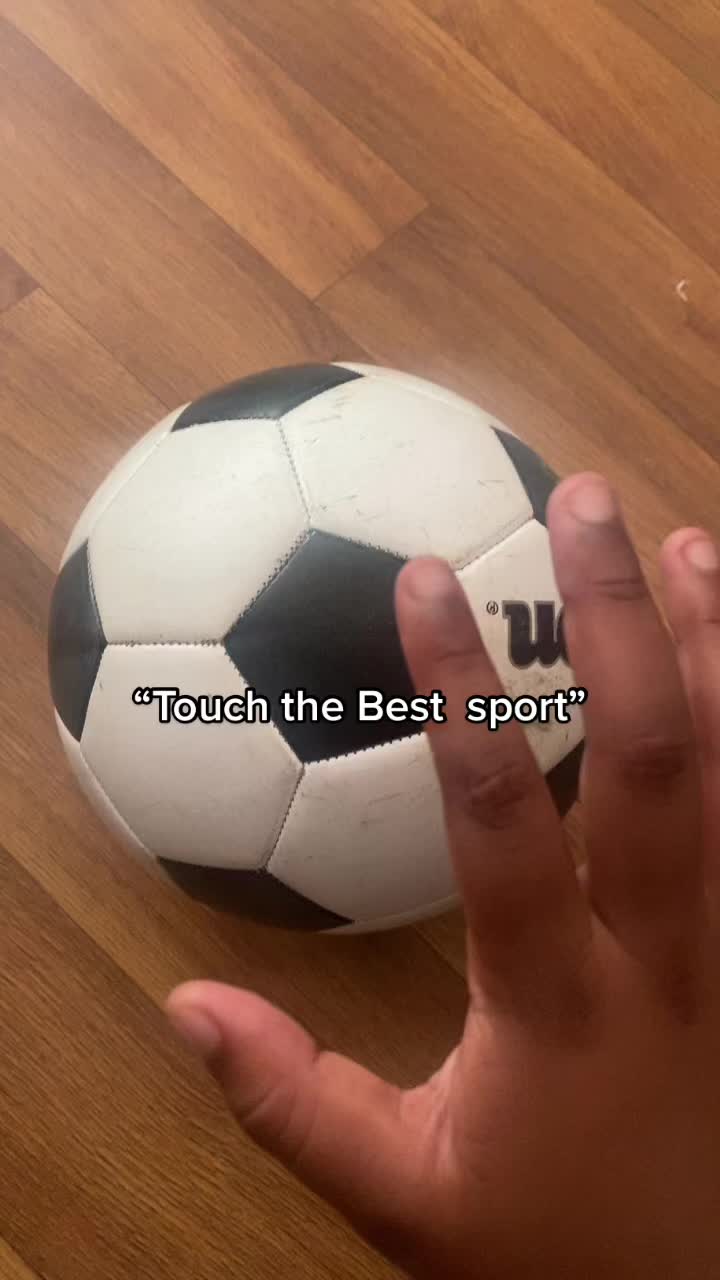 @Eli•
