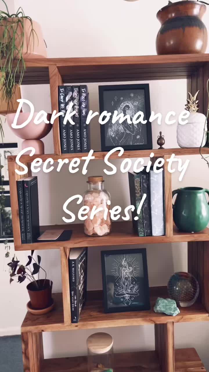 @Sarahj.Bookshelf