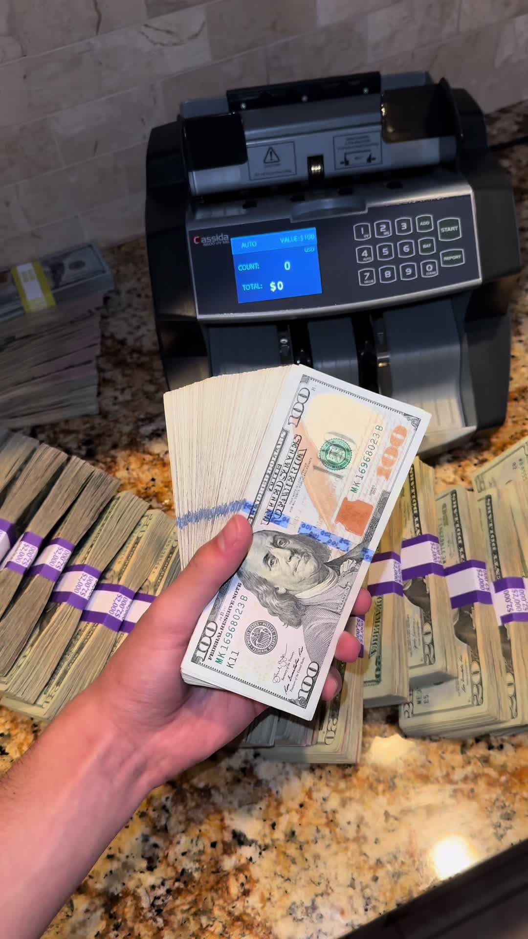 @mezgotrich2 on insta