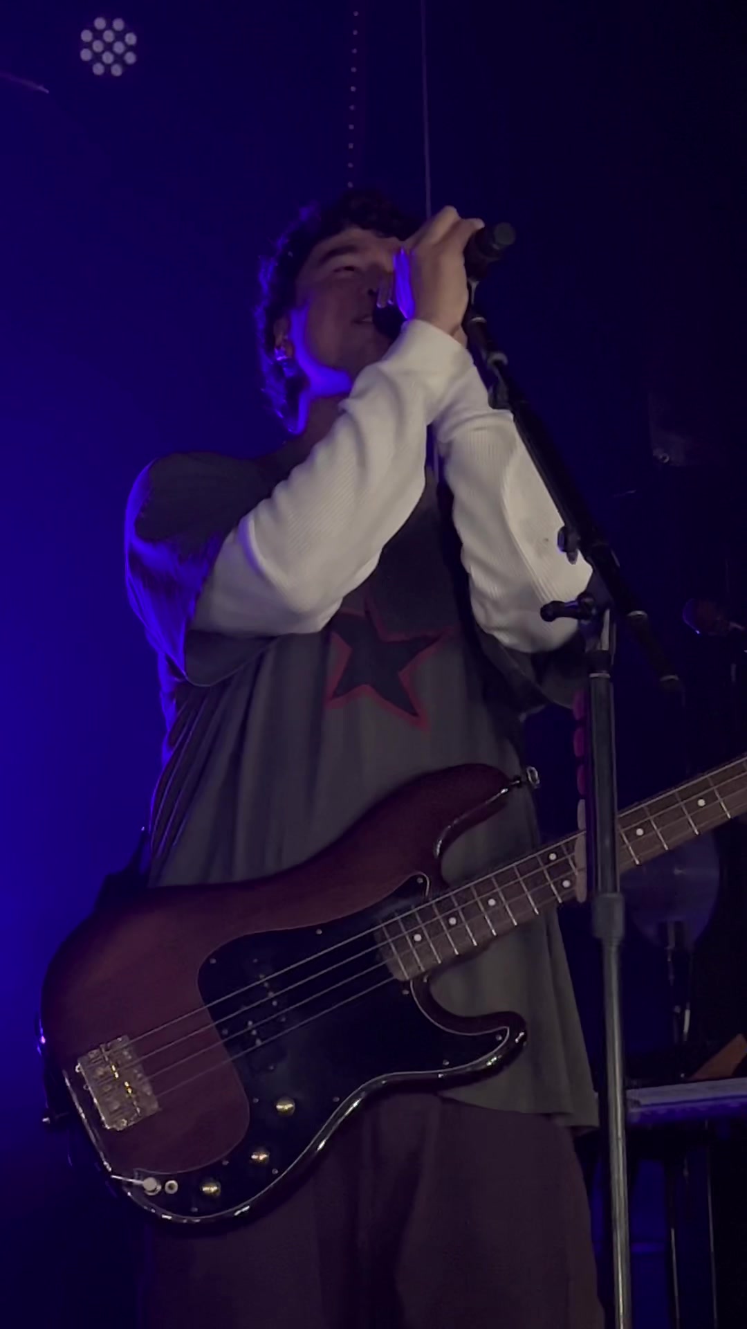 @em 🎸
