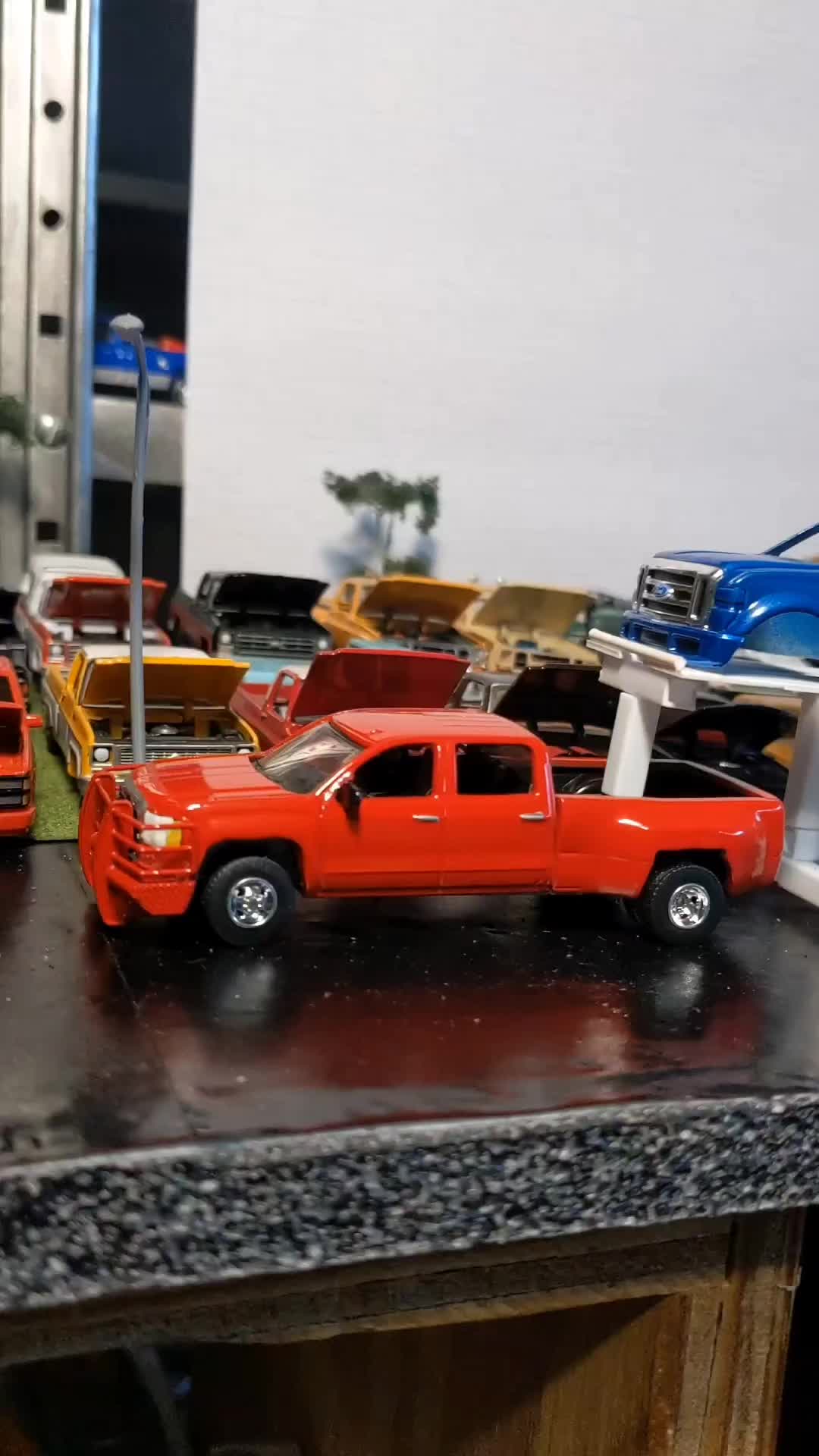 @OnlyDiecast