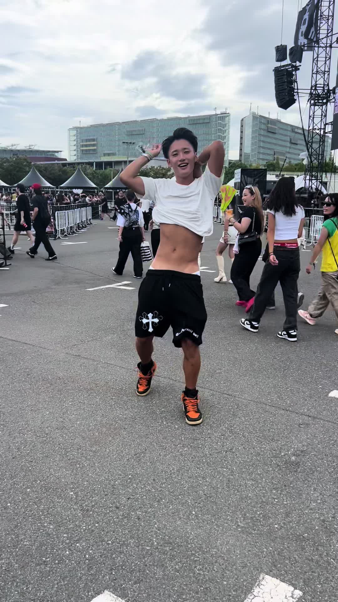 @こた