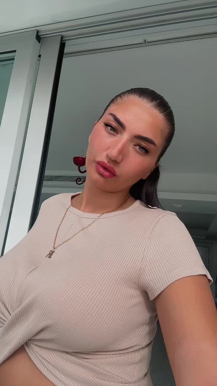 @Nina Mouly💋