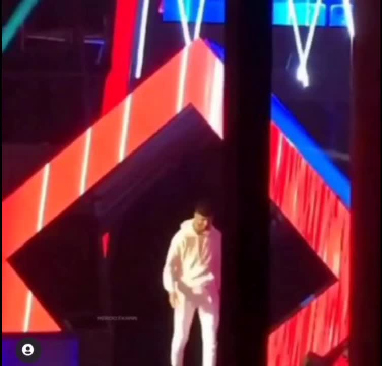 @Mero428