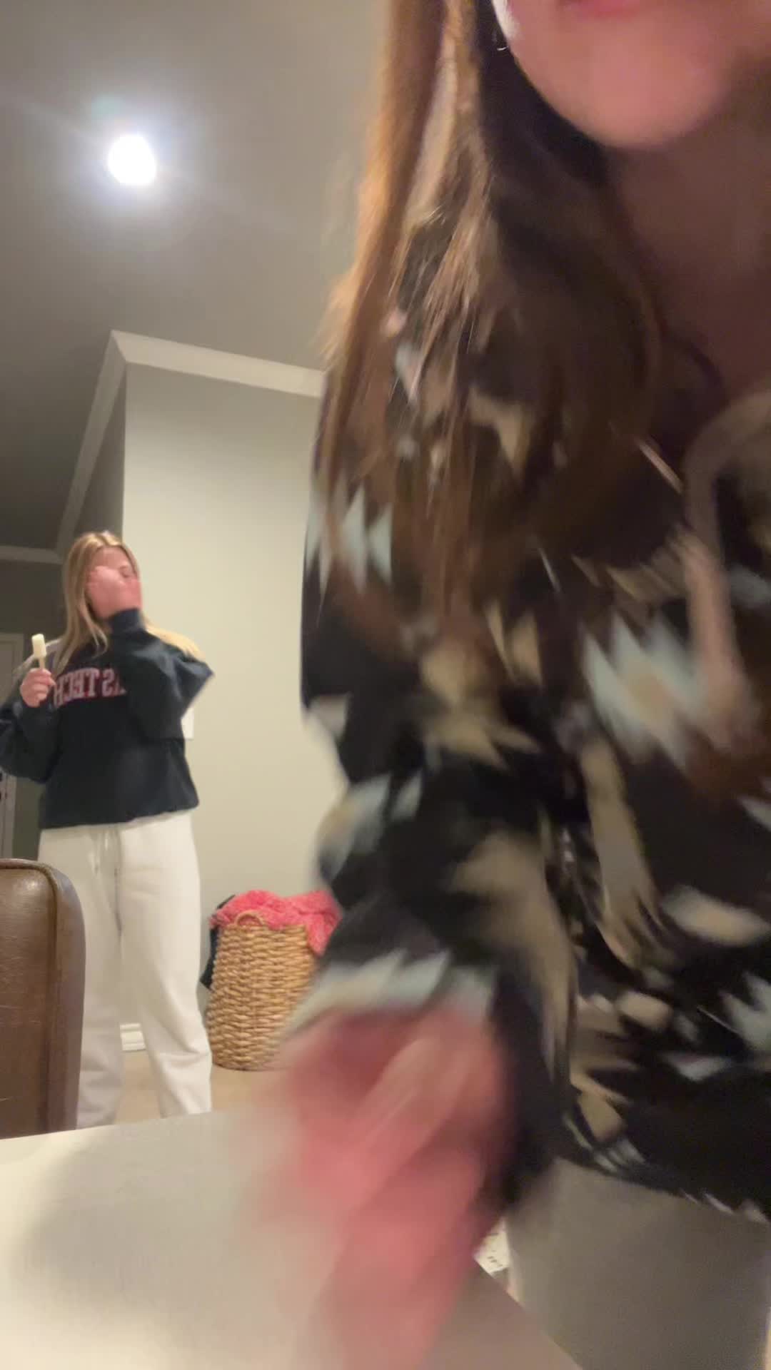 @lootlakelala