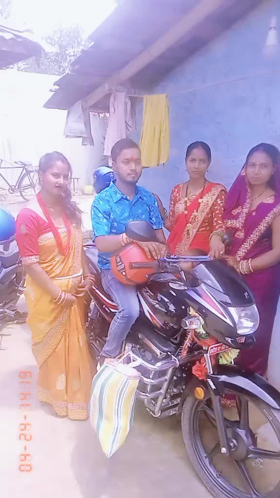 @Shova Singh772