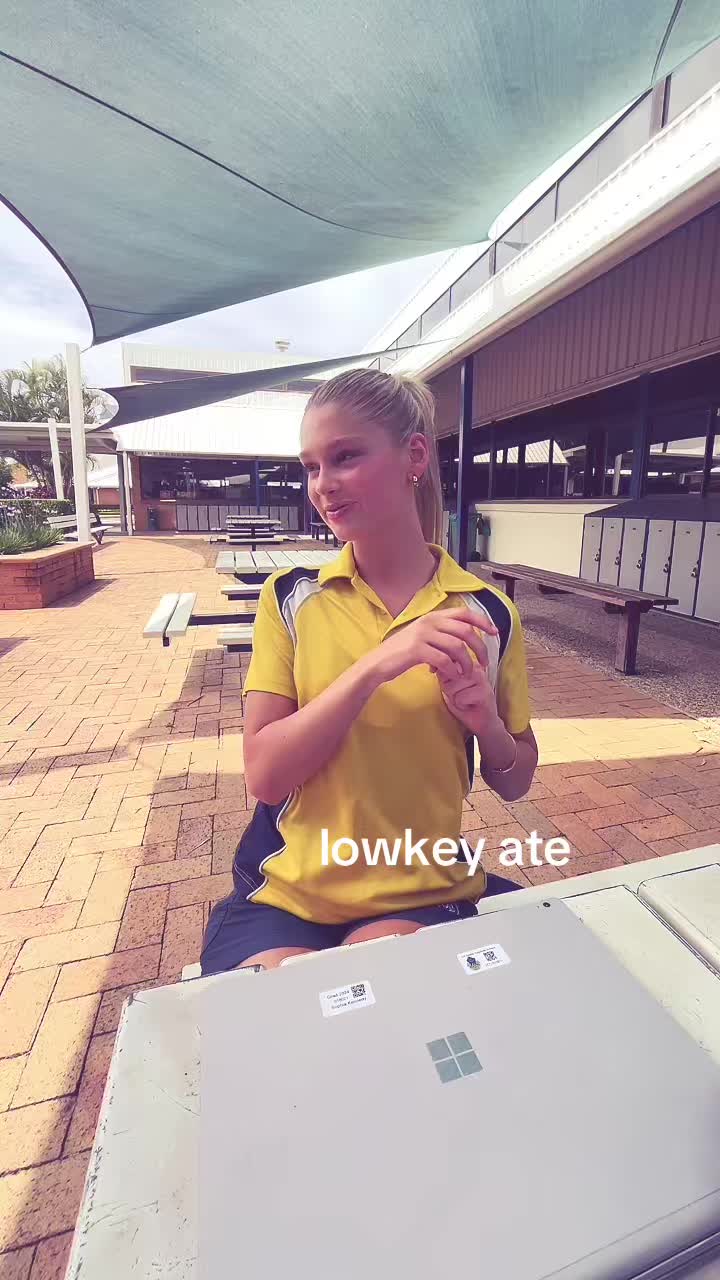 @sophia