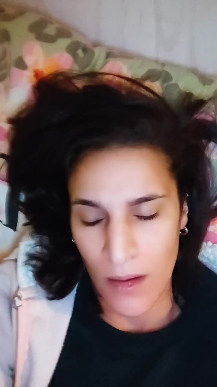 @Fafalafada