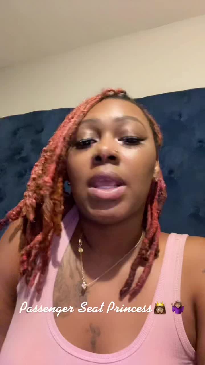 @Nicole😈