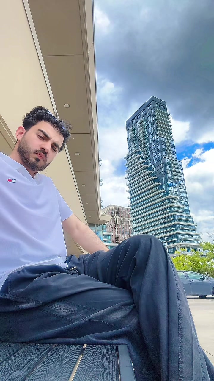 @Aryan khan 🍁🌫️