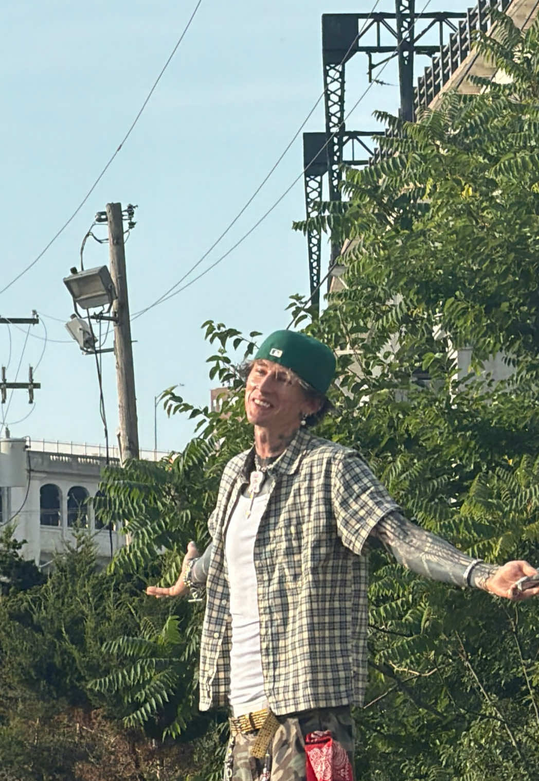 @mgk_tillidiexx