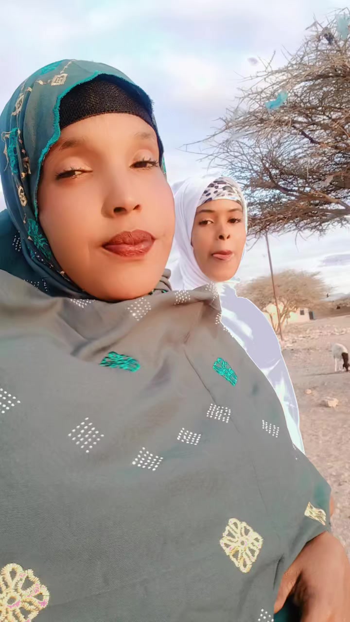 @Ayeeyo Xaliimo
