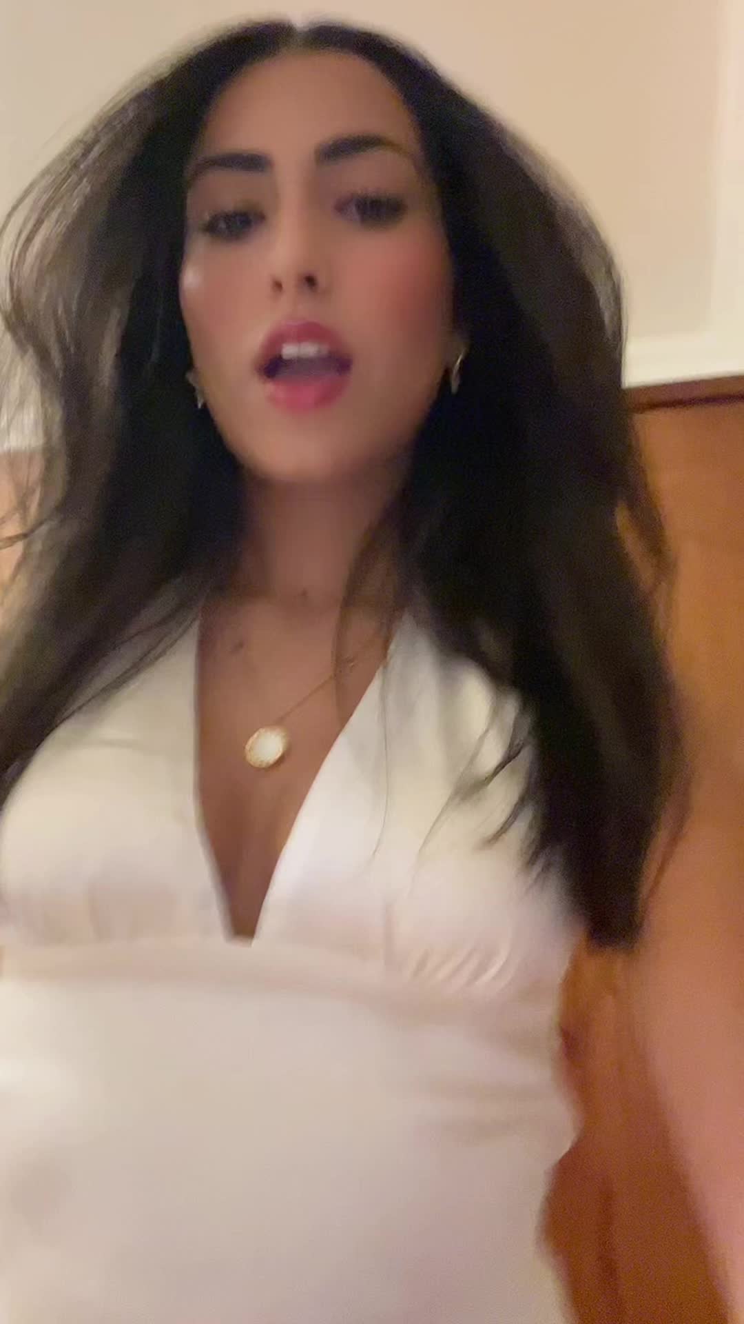 @Clara