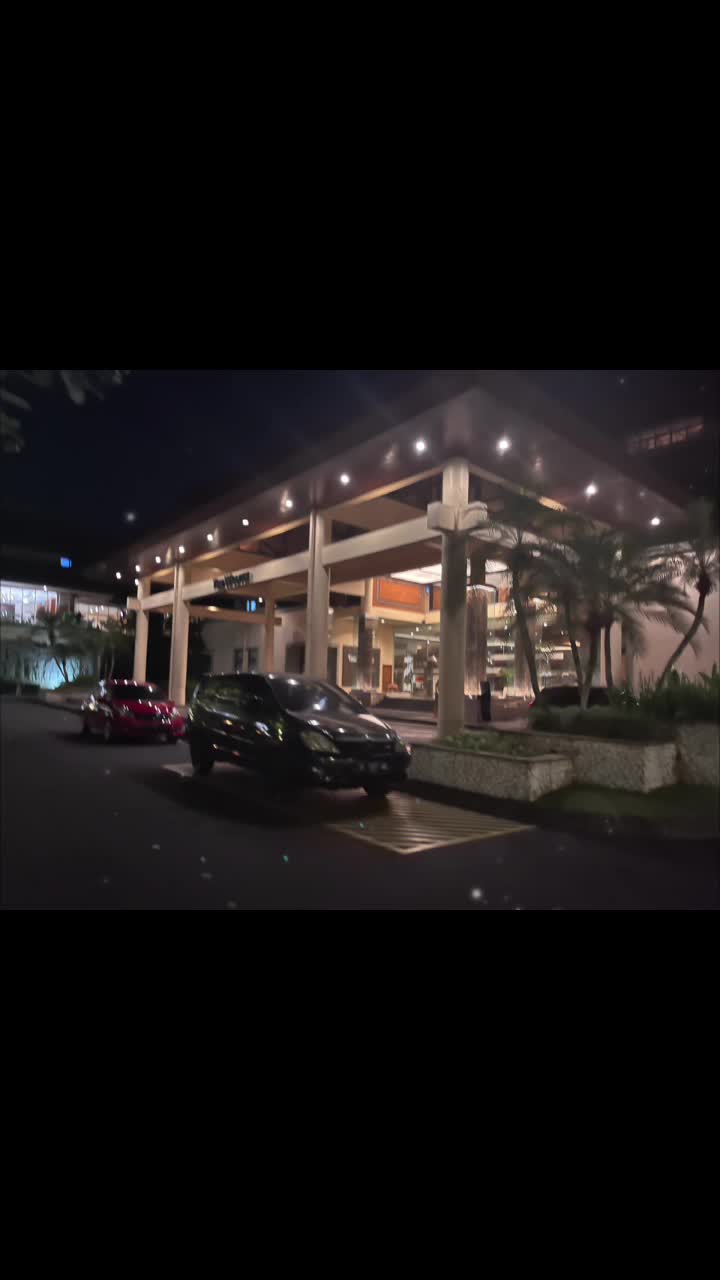 @Angelina Bali