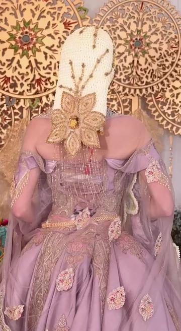 @إيمان ابوعزام ميكب ارتست
