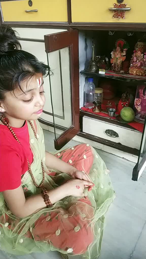 @user10102355334