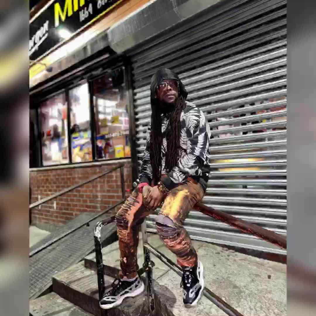 @Marvin_The_Motivator