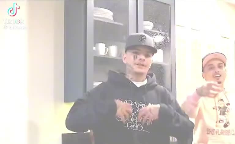 @Lowk_187