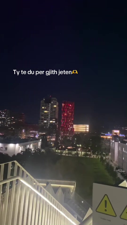 @🌏