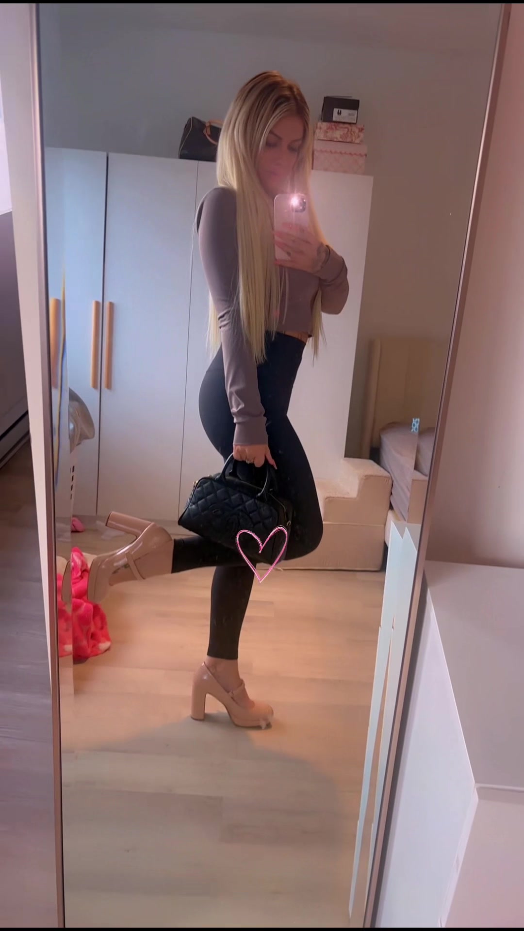 @Shanel_elle