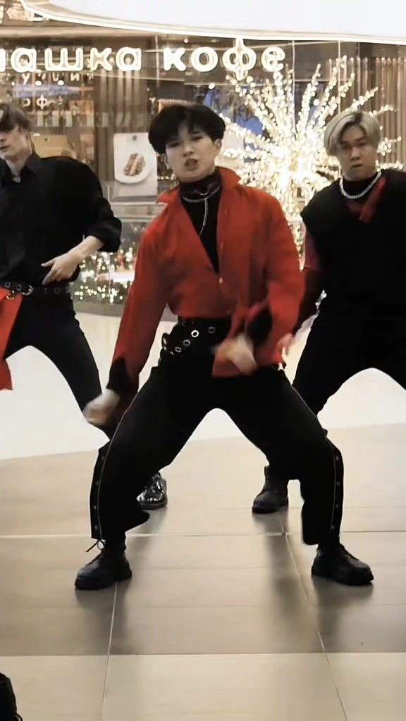 @Mon_Star Cover Dance Team